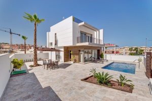 New build villas. Great property for sale in Villamartin